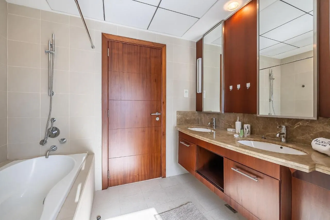 Cozy 3Bdr Apartment In Downtown I Standpoint Tower 두바이 0*,